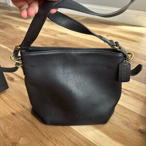 VINTAGE COACH LEATHER SLIM EQUESTRIAN BUCKET SHOULDER BAG